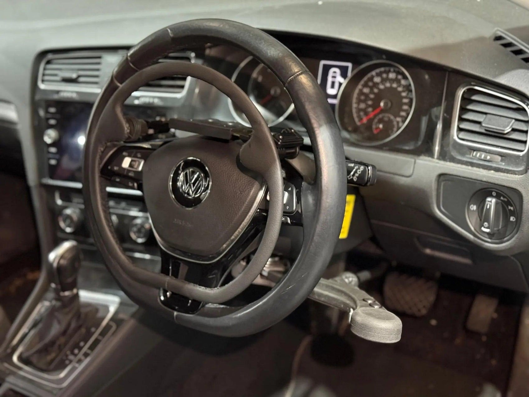 Guidosimplex Over Ring &amp; Push-Brake: A Volkswagen Golf Adaptation - Mobility Station