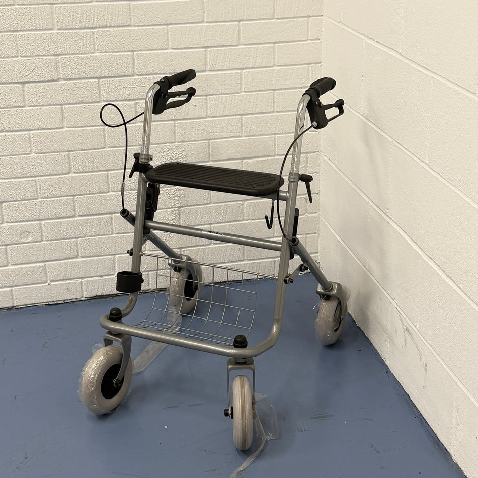Roma Medical Lightweight Steel Rollator