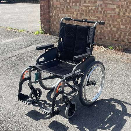 Karma Flexx HD Wheelchair - 22” Seat width Karma