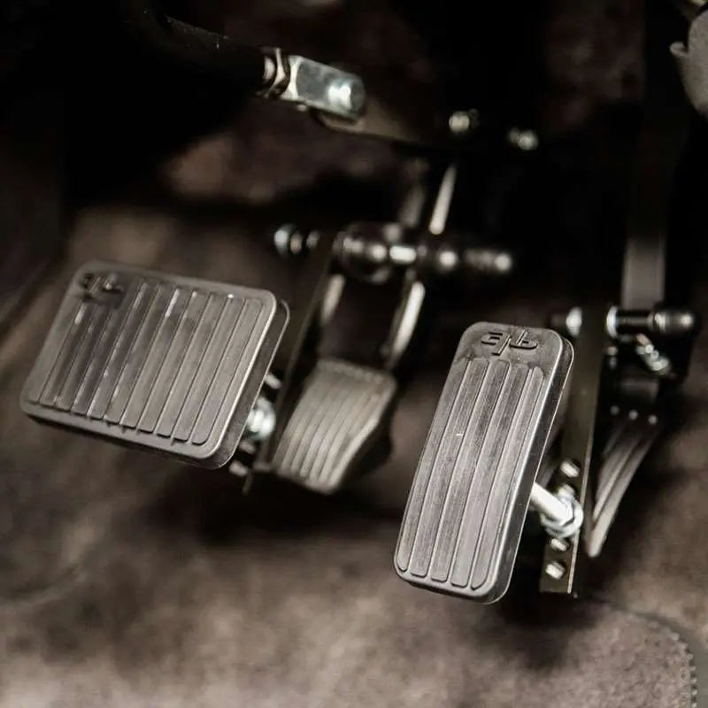 Pedal Extensions Alfred Bekker