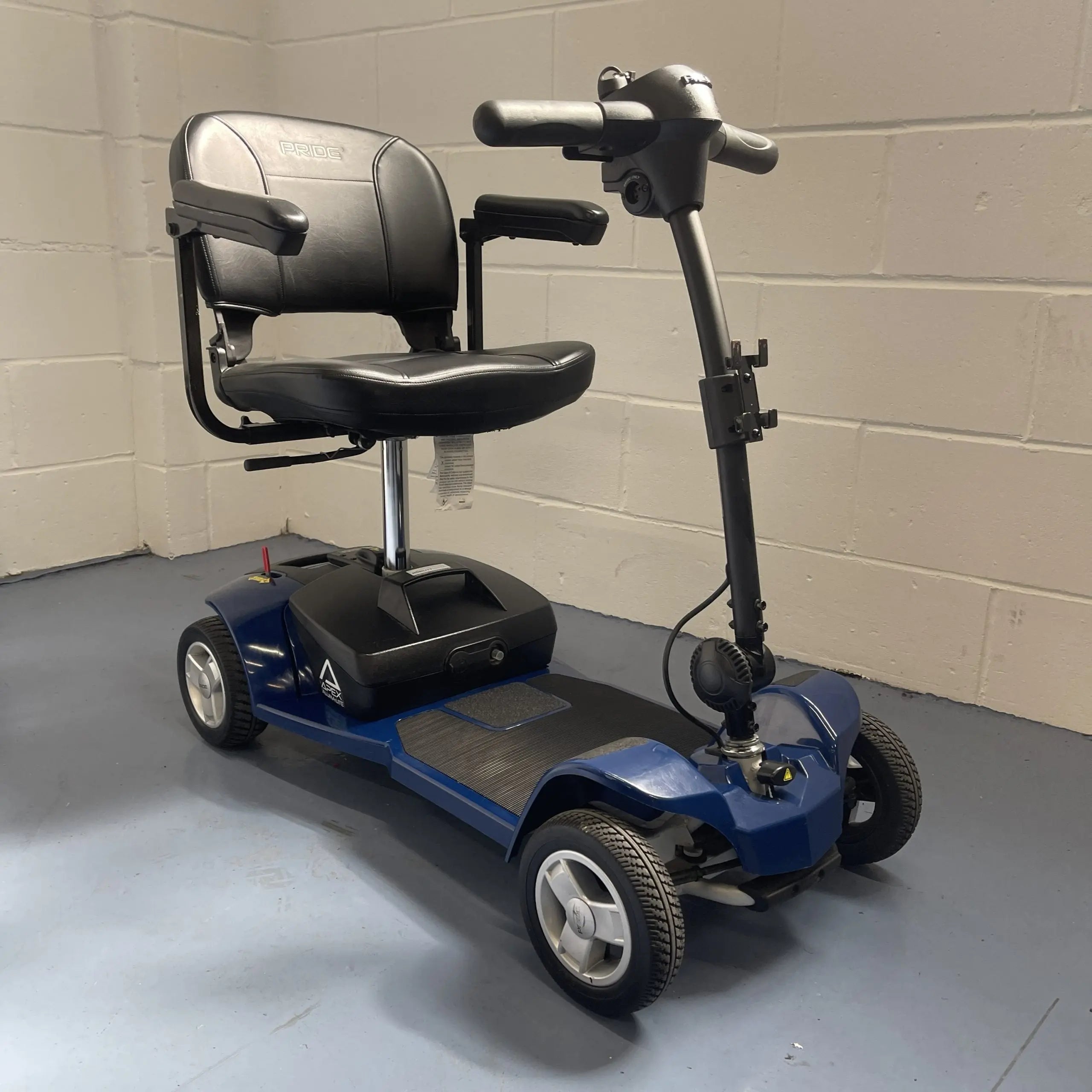 Pride Apex AlumaLite Mobility Scooter in Blue EX-DEMO Pride Mobility
