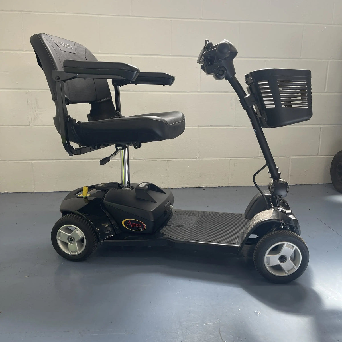 Pride Apex Lite Portable Mobility Scooter EX-DEMO Pride Mobility
