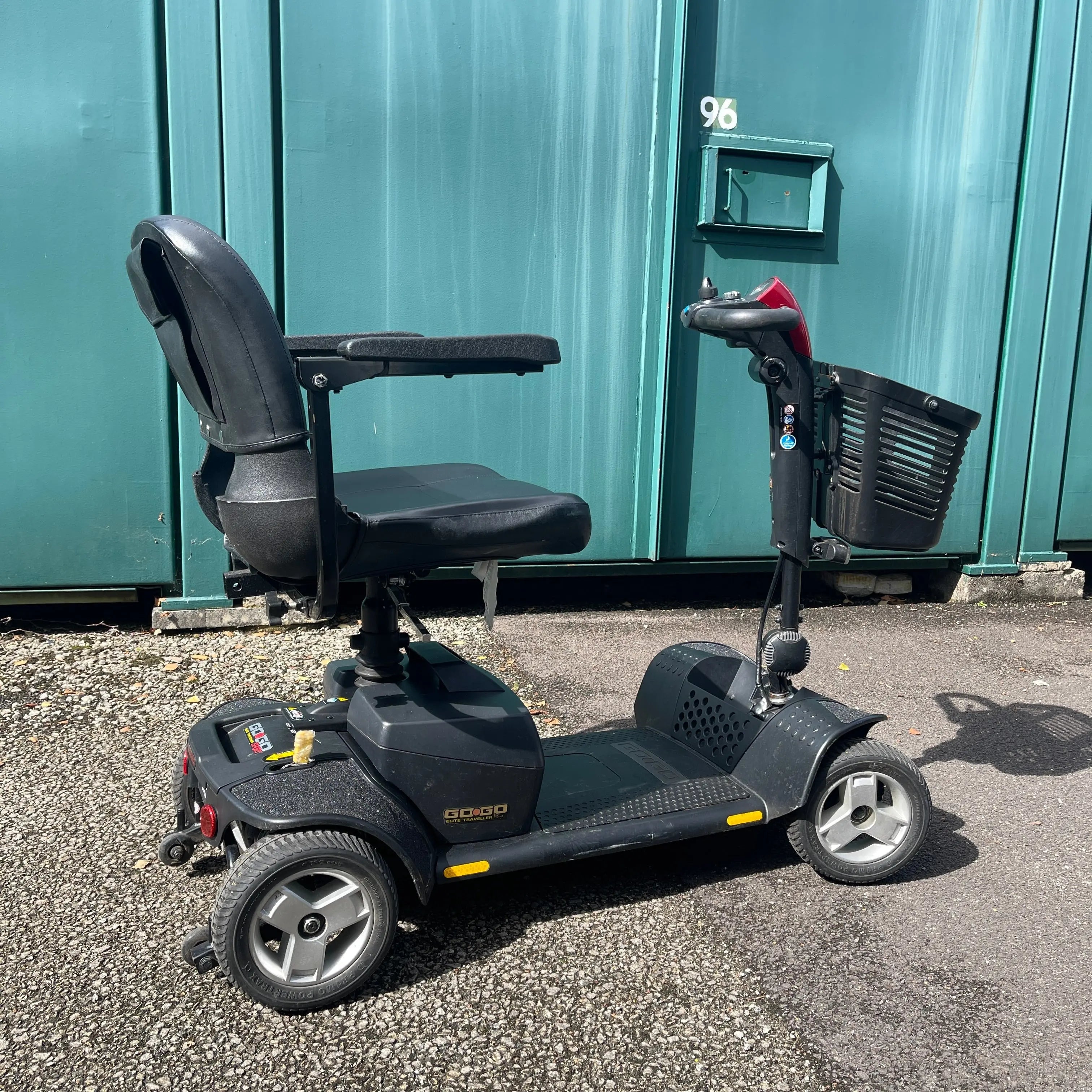 Pride Go-Go Elite Traveller Sport Mobility Scooter Mobility Station