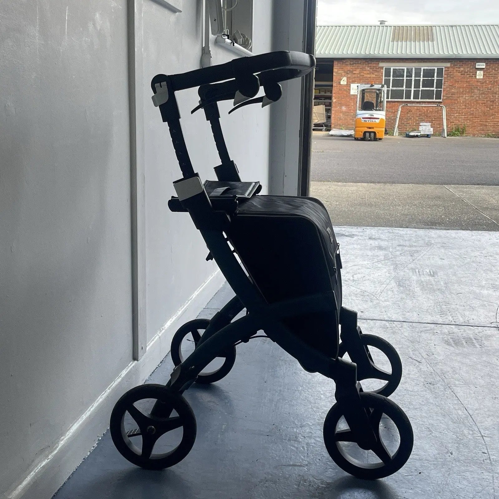 Rollz Flex 2-in-1 Rollator and Shopping Trolley Flex