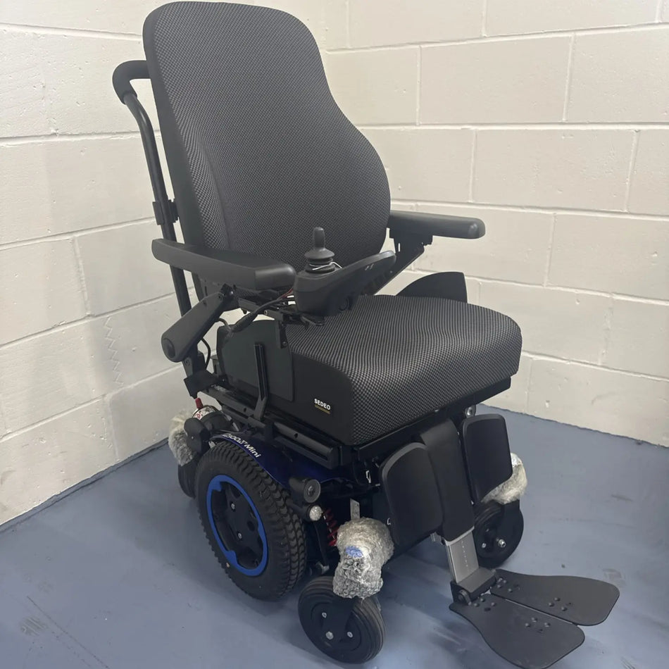 Sunrise Medical Quickie Q300 Mini Lift Tilt 6mph Sunrise Medical