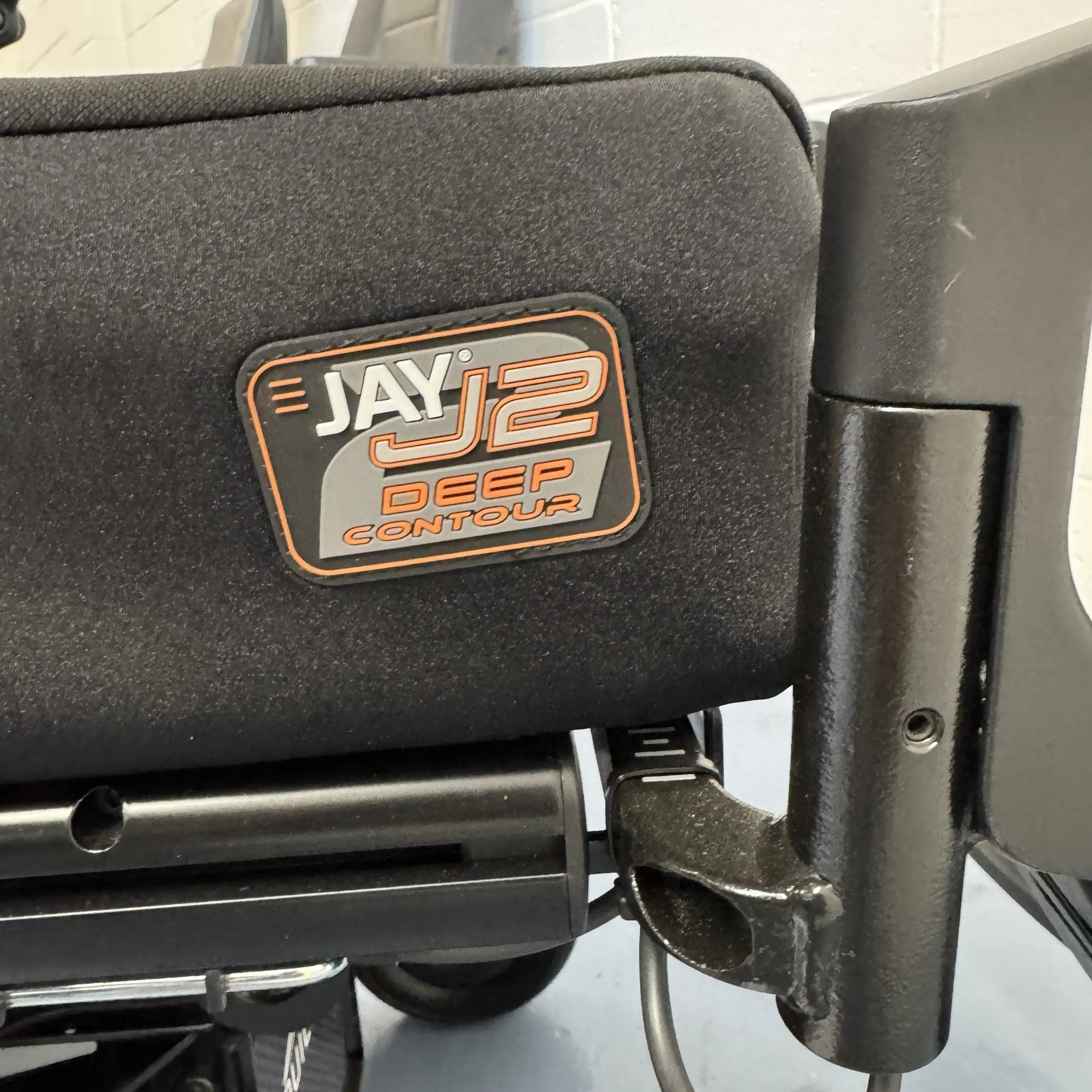 Sunrise medical Q 300 mini Powerchair brand-new cancelled order with almost every extra Sunrise Medical