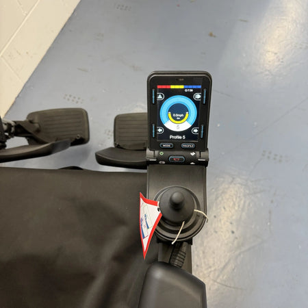 Sunrise medical Q 300 mini Powerchair brand-new cancelled order with almost every extra Sunrise Medical