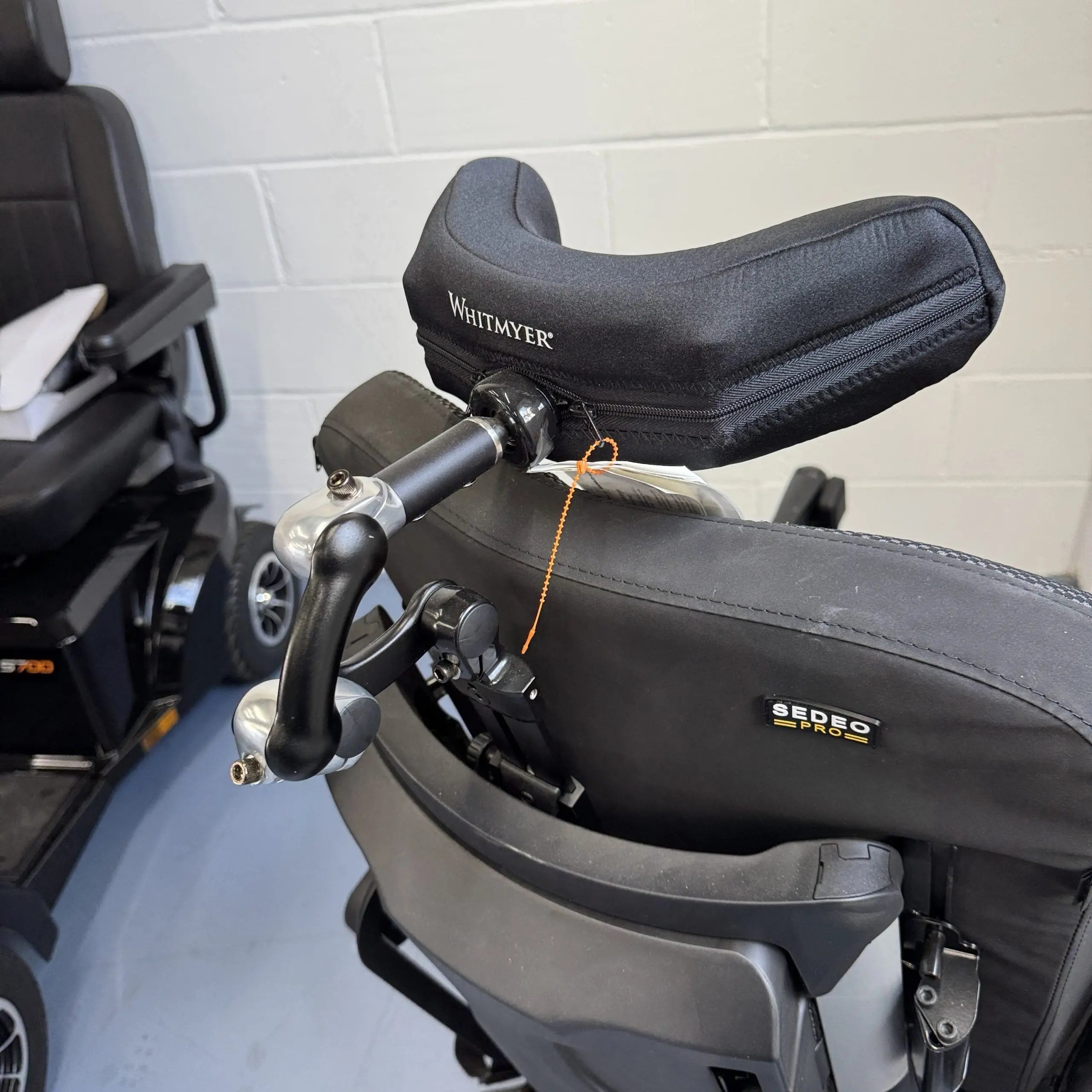 Sunrise medical Q 300 mini Powerchair brand-new cancelled order with almost every extra Sunrise Medical