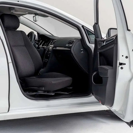 Turnout Swivel with Compact Seat Braunability