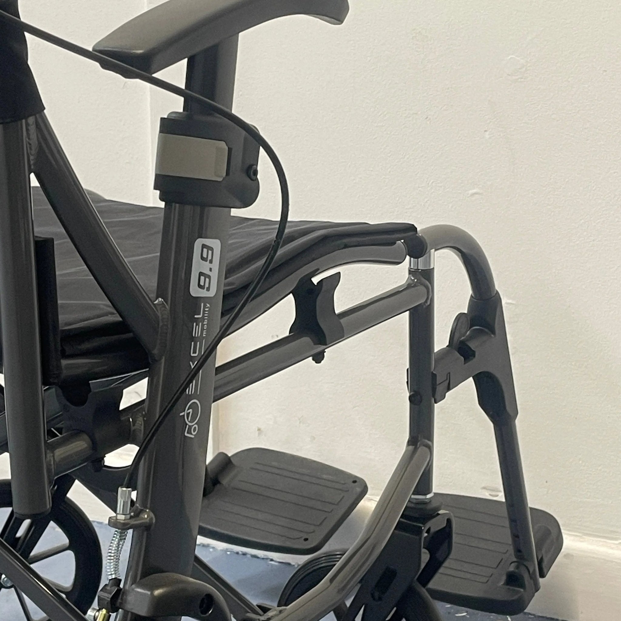 Excel 9.9 Lightweight Folding Transit Wheelchair Duwwagen Manual Wheelchairs Mobility Station