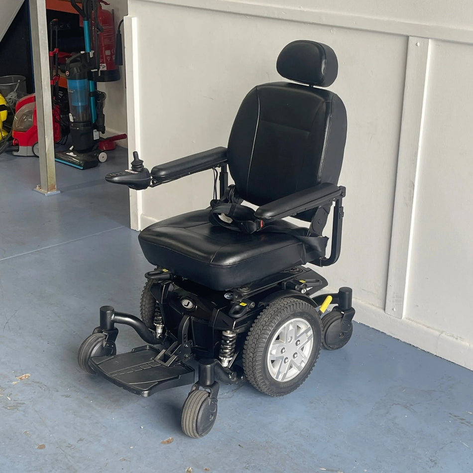 Pride jazzy J600ES Powerchair Black USED Powered Wheelchairs Mobility Station