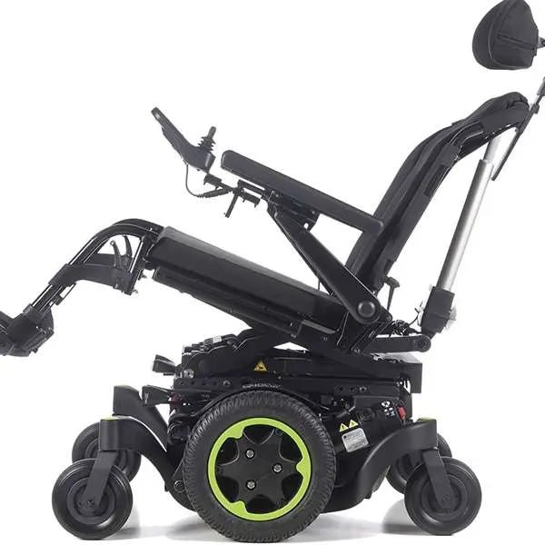 QUICKIE Q400 M Sedeo Lite Powered Wheelchairs Mobility Station