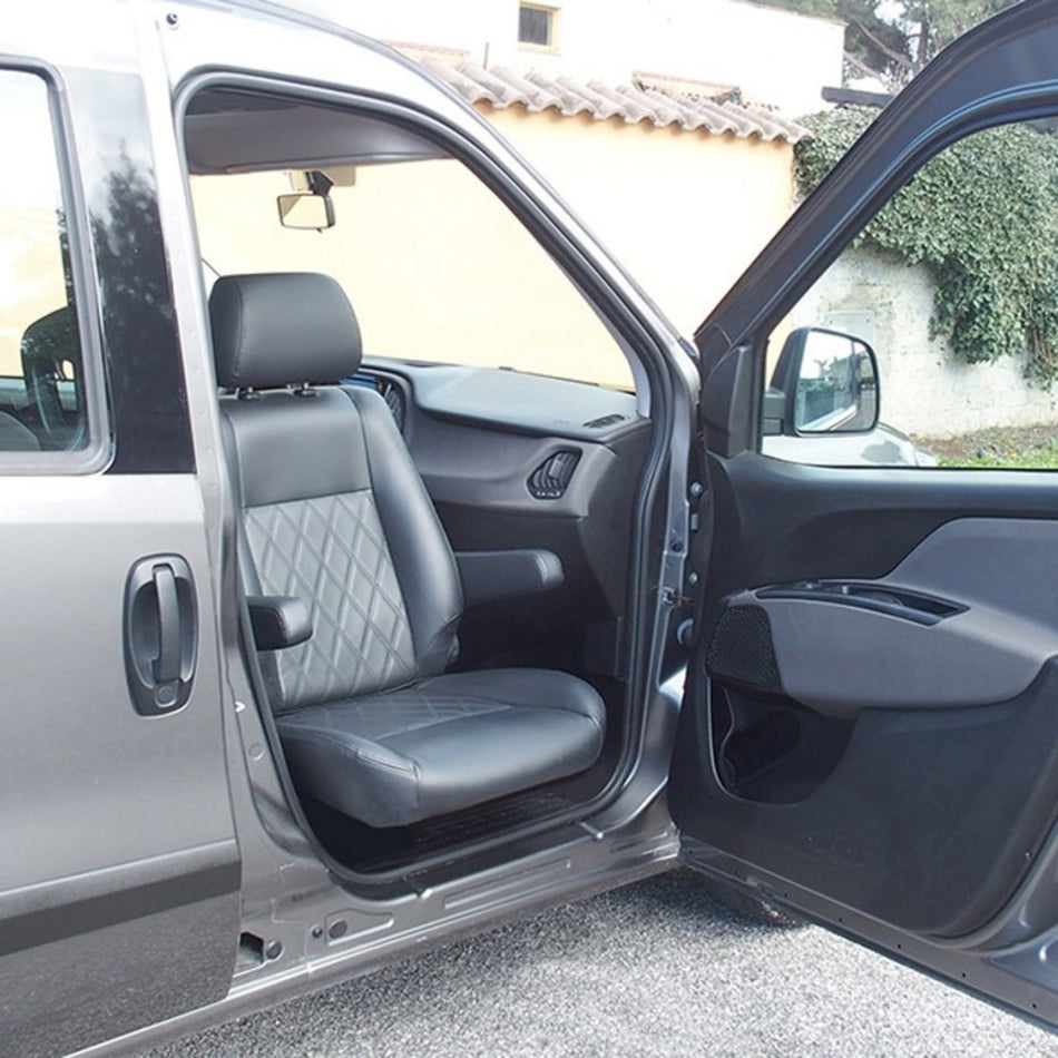 S-Tran Out Fully Programmable Swivel Seat